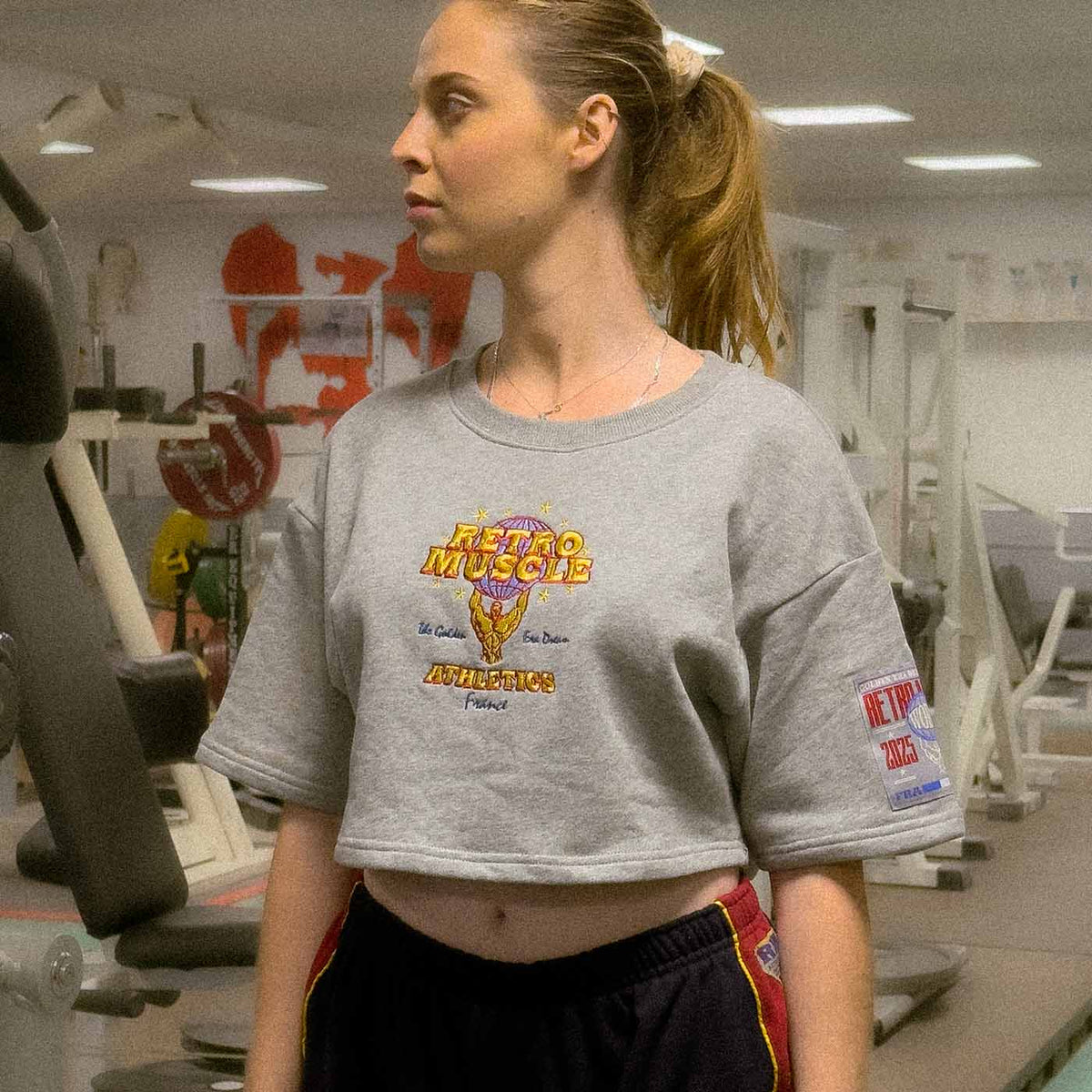 Retro Embroidered Cropped Sweatshirt | Grey