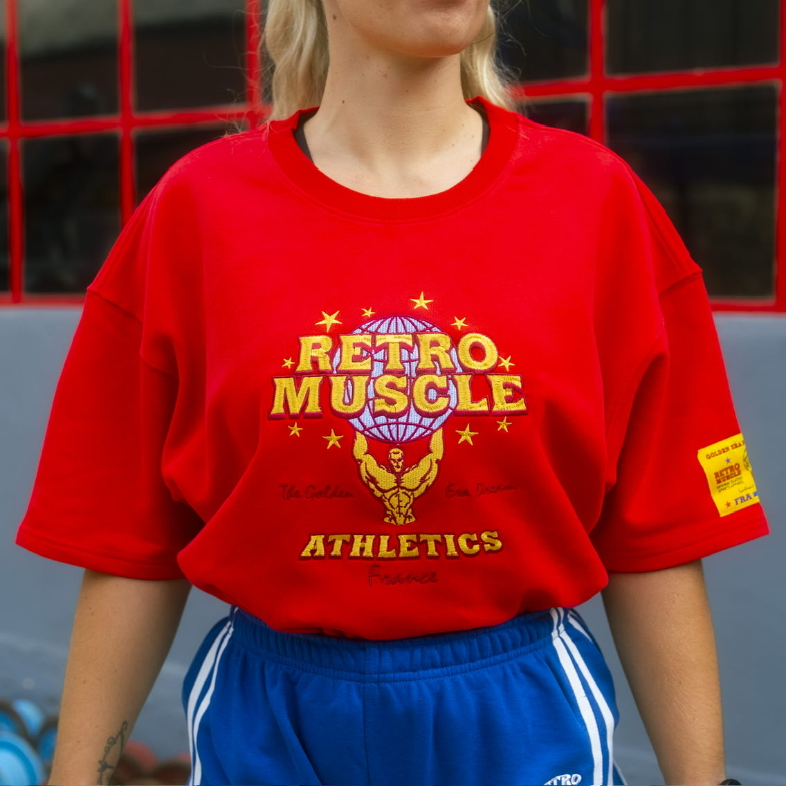 Golden Era Embroidered Pump-Cover Sweatshirt | Red